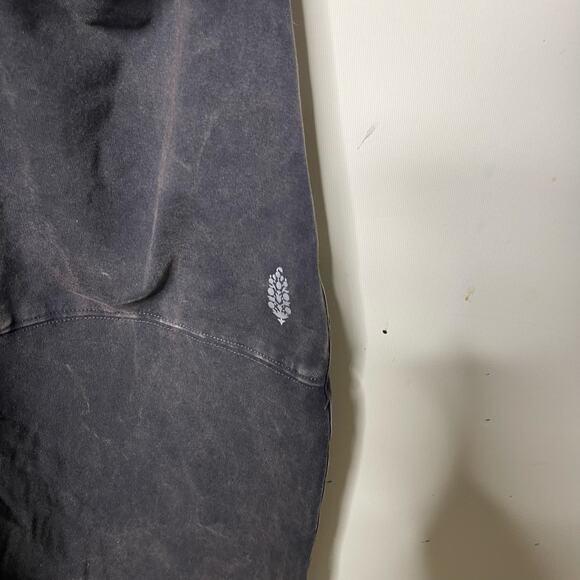 Free People x FP Movement Hot Shot Onesie Jumpsuit in Washed Black sz L - Picture 8 of 9